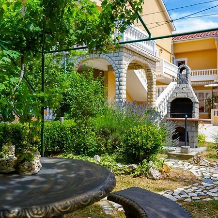Apartman Haus Maja Banjol Zewnętrze zdjęcie