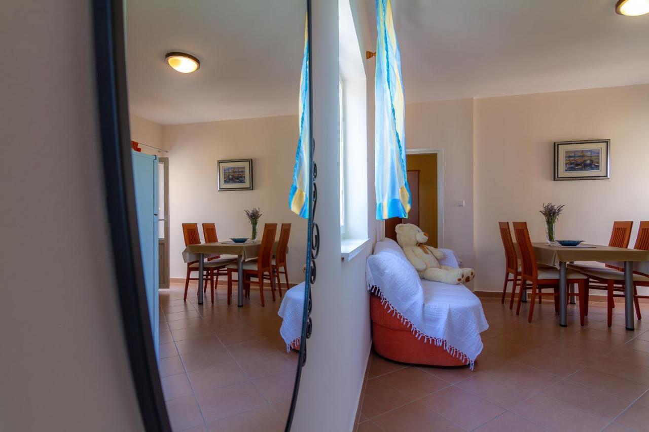 Apartman Haus Maja Banjol Zewnętrze zdjęcie