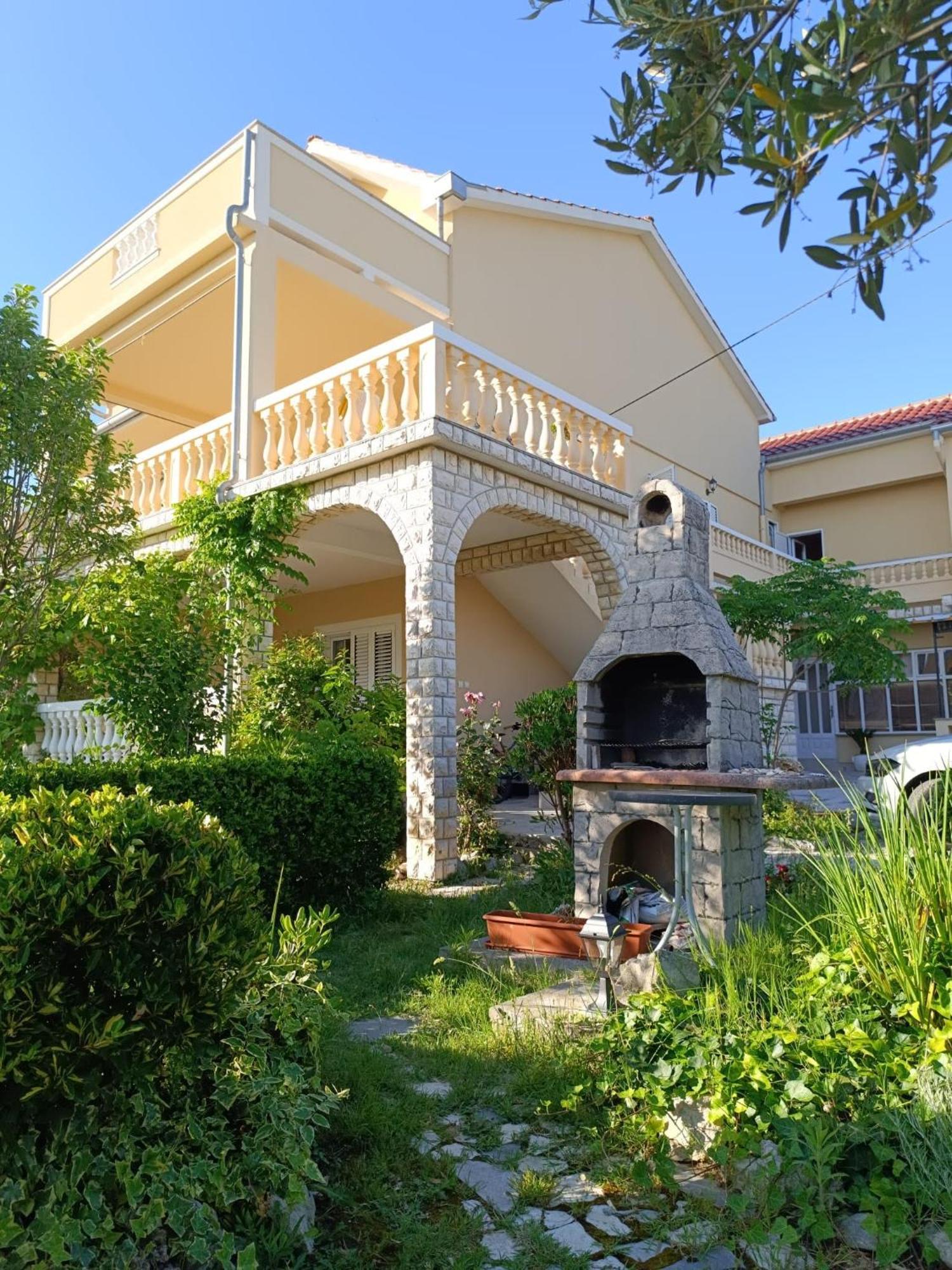 Apartman Haus Maja Banjol Zewnętrze zdjęcie