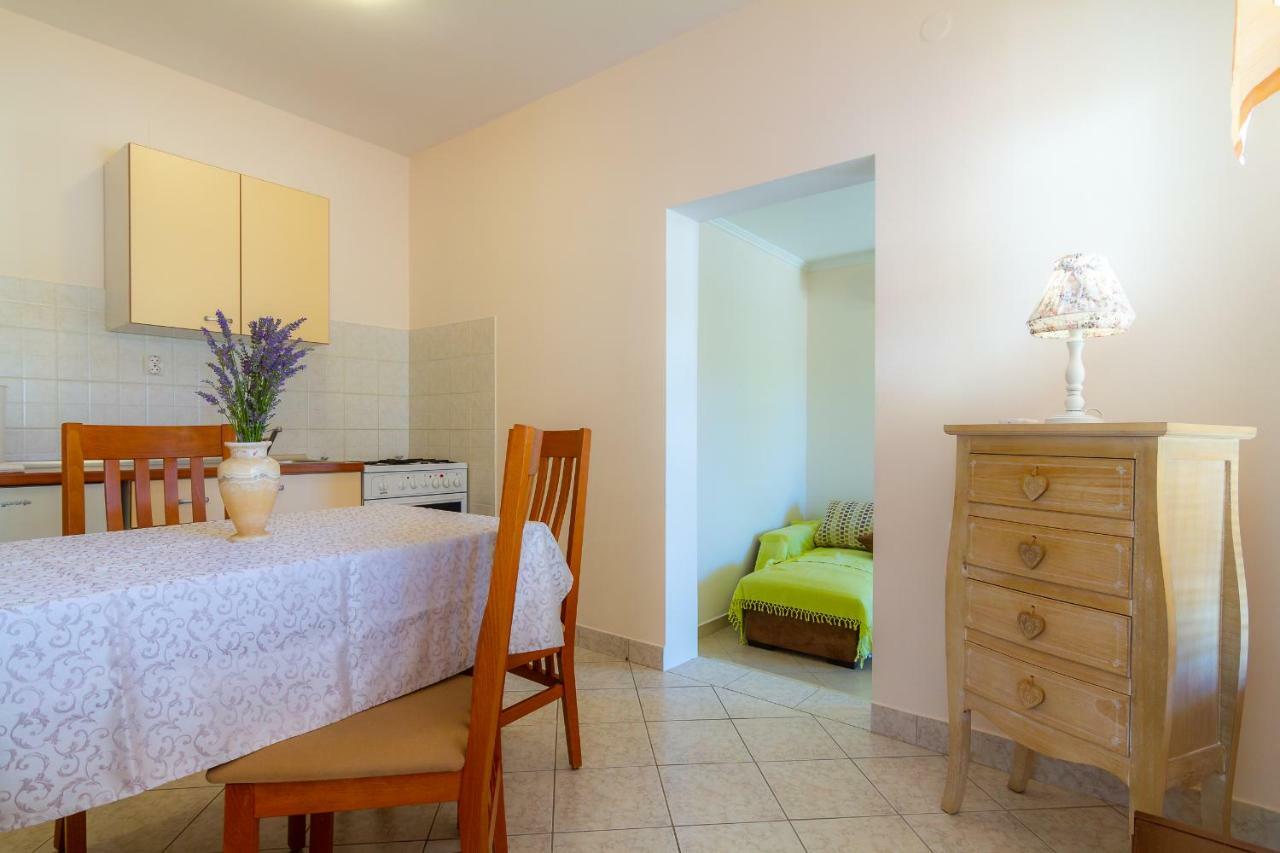 Apartman Haus Maja Banjol Zewnętrze zdjęcie