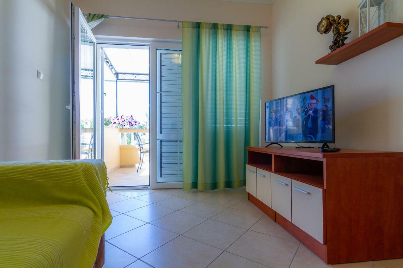 Apartman Haus Maja Banjol Zewnętrze zdjęcie