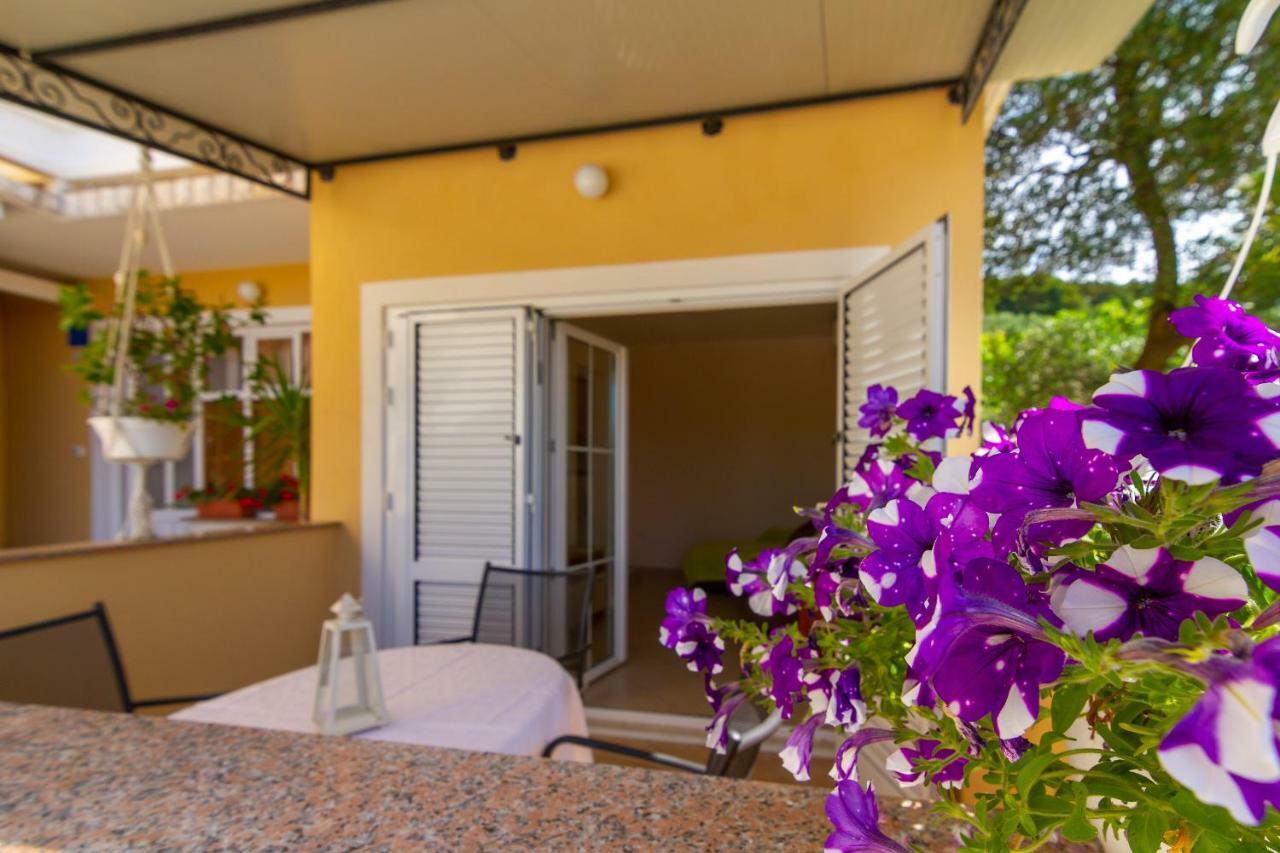 Apartman Haus Maja Banjol Zewnętrze zdjęcie